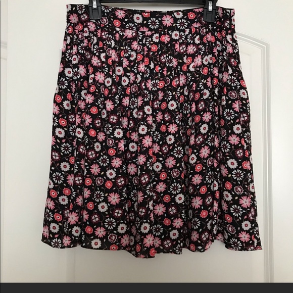 KATE SPADE SHADOW BUDS PLEATED SKIRT SIZE 10 NWT - Picture 3 of 16